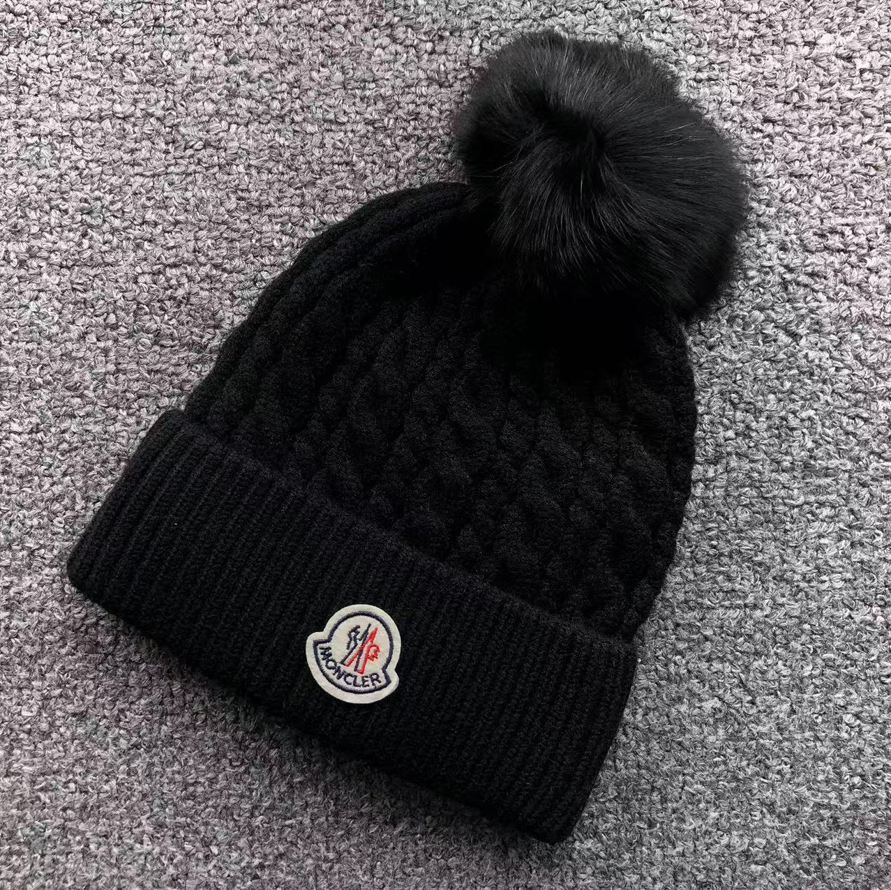 Chapeau MCLR  Pompon + SCAN NFC - Noir
