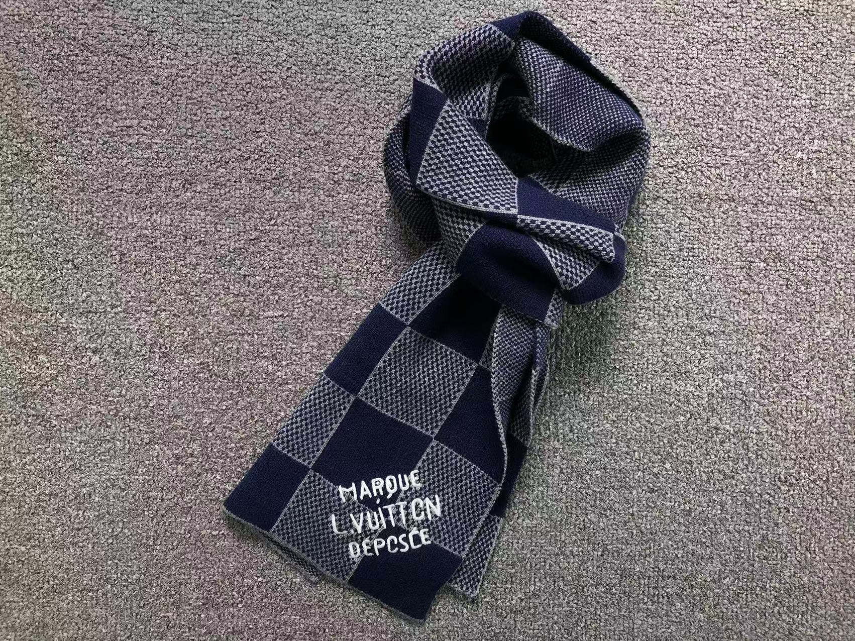 Combo Chapeau LV + Foulard - Gris, Noir/Blanc, Noir et Bleu