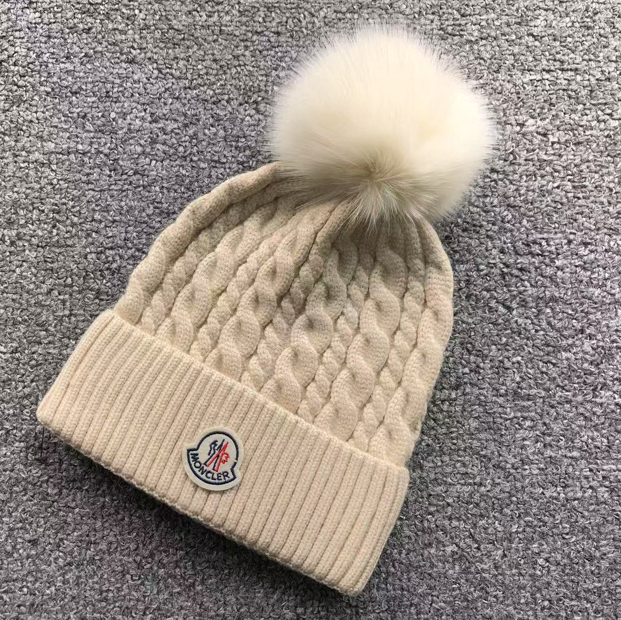 Chapeau MCLR  Pompon + SCAN NFC - Beige
