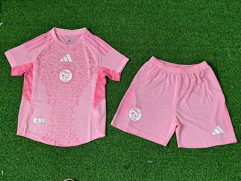 Maillot Algérie Concept Rose SPÉCIAL 2025/2026 + SHORTS (ENFANTS)