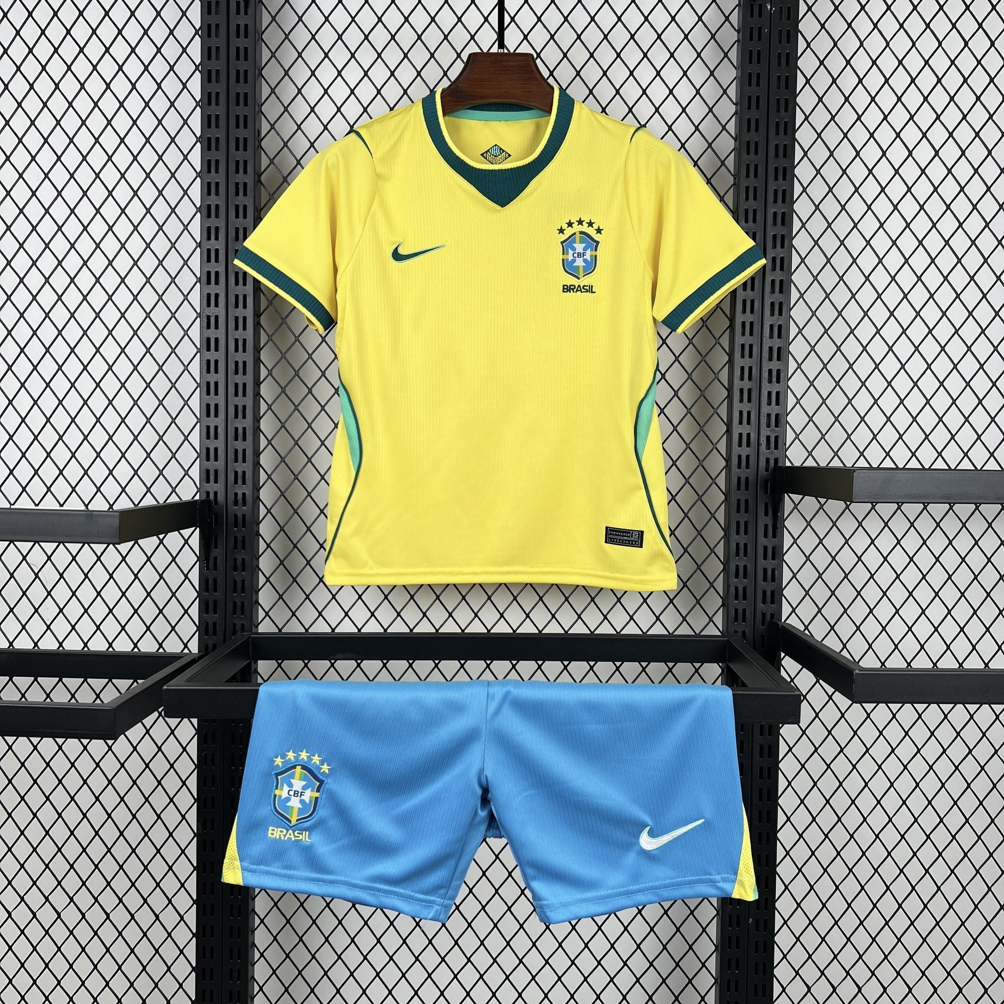 Maillot Brésil + Short pour enfants 2026/2027 Coupe du Monde