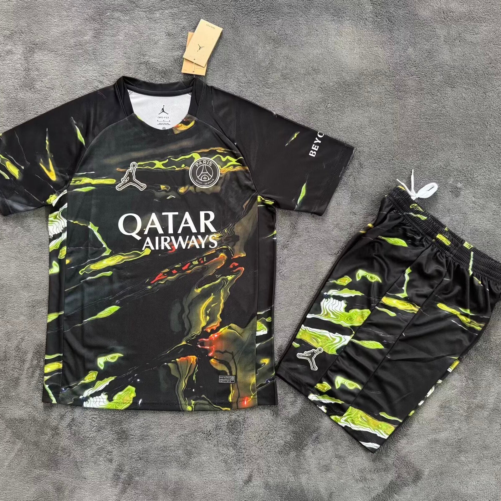 Ensemble Maillot Paris SG + Short Version Player pour Enfant