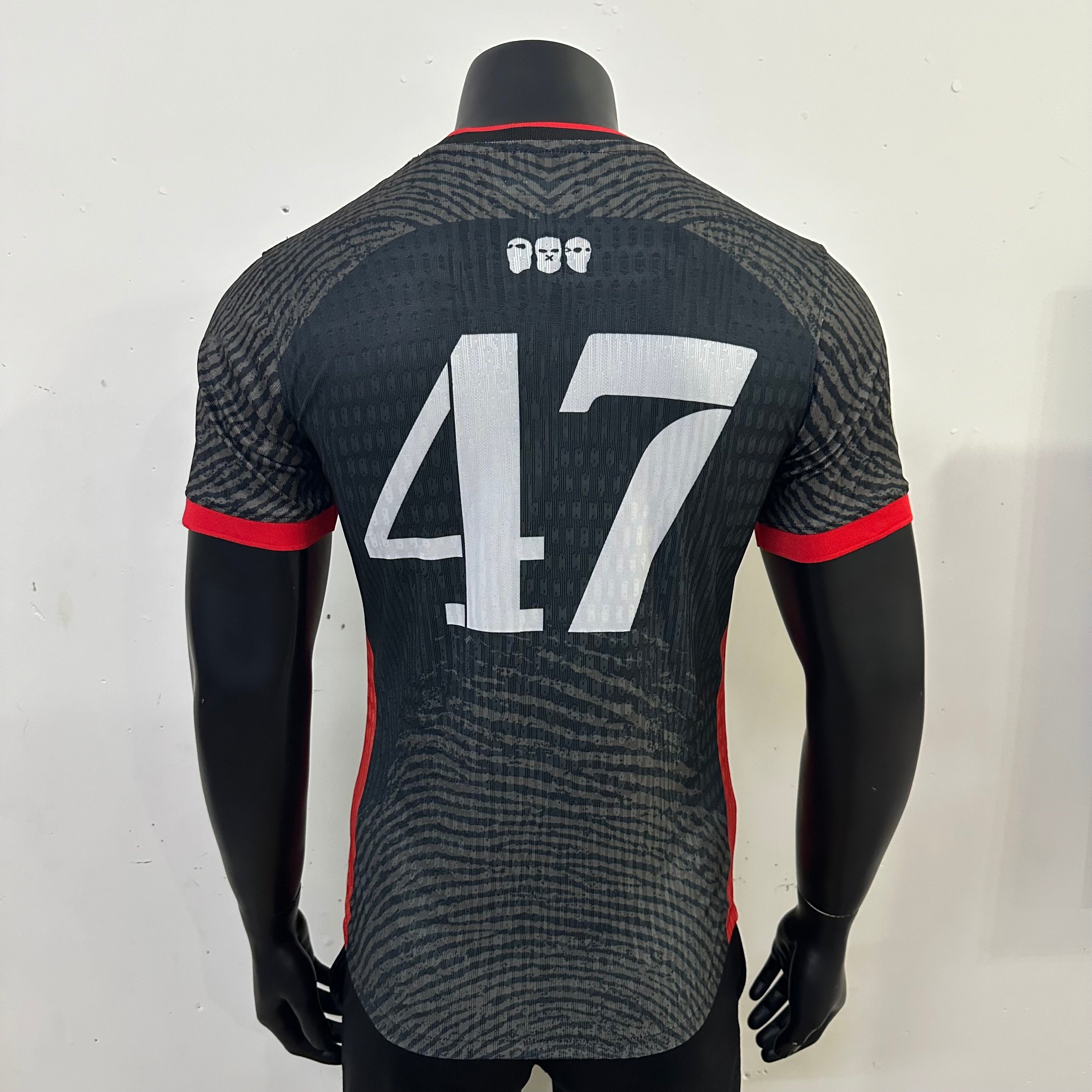 Maillot Omerta 47 Version Player 2026 Noir