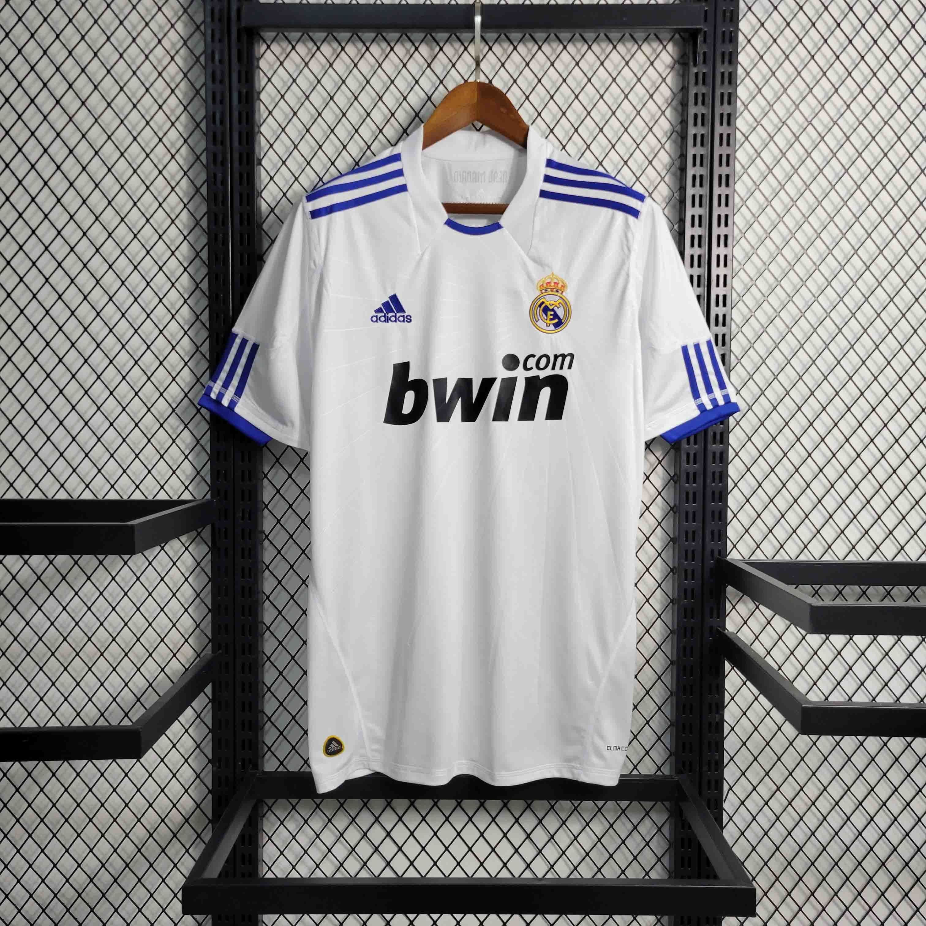 Maillot Real Madrid Fans RETRO 2010/2011
