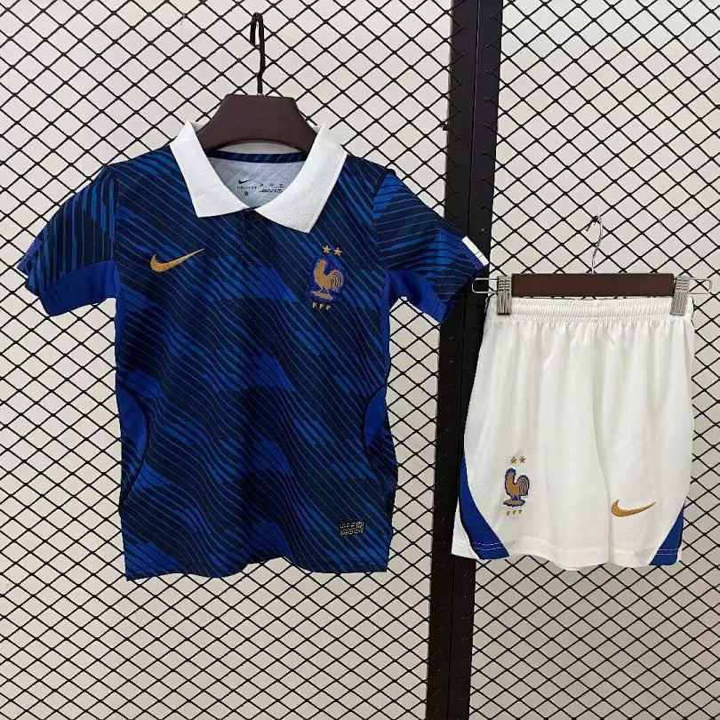 Maillot FRANCE + Short pour enfant 2026/2027 Coupe du Monde