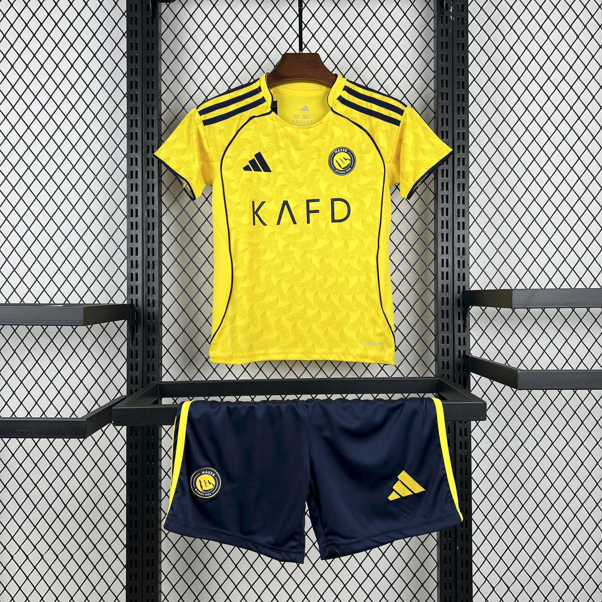 Maillot Al-Nassr FC 2026 Version Fans (ENFANTS) + Shorts