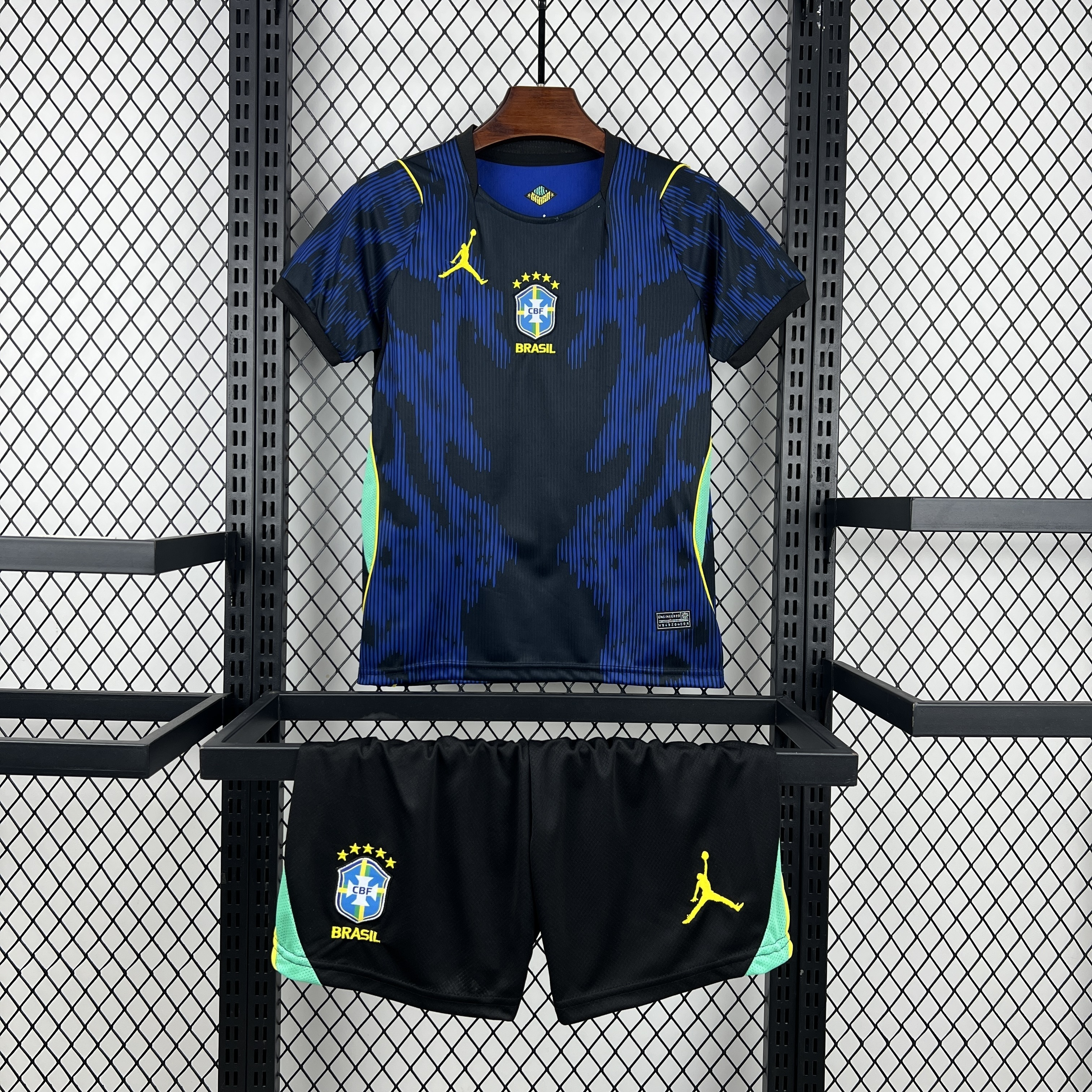 Maillot Brésil + Short pour enfants 2026/2027 Coupe du Monde