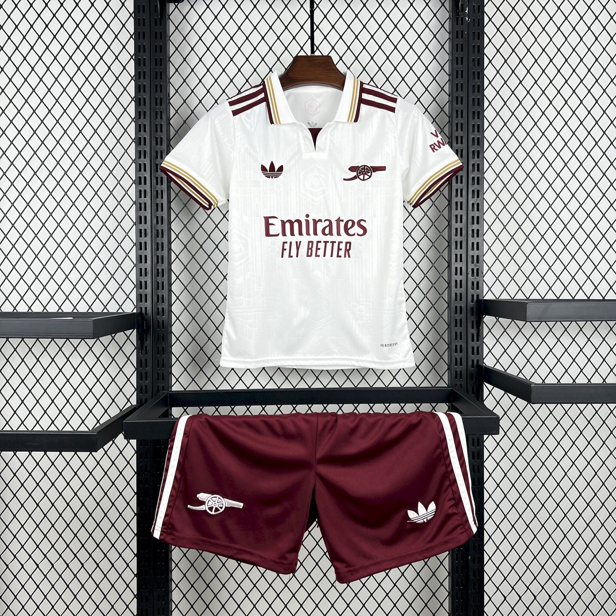 Maillot Arsenal 2026 Version Fans (ENFANTS) + Shorts