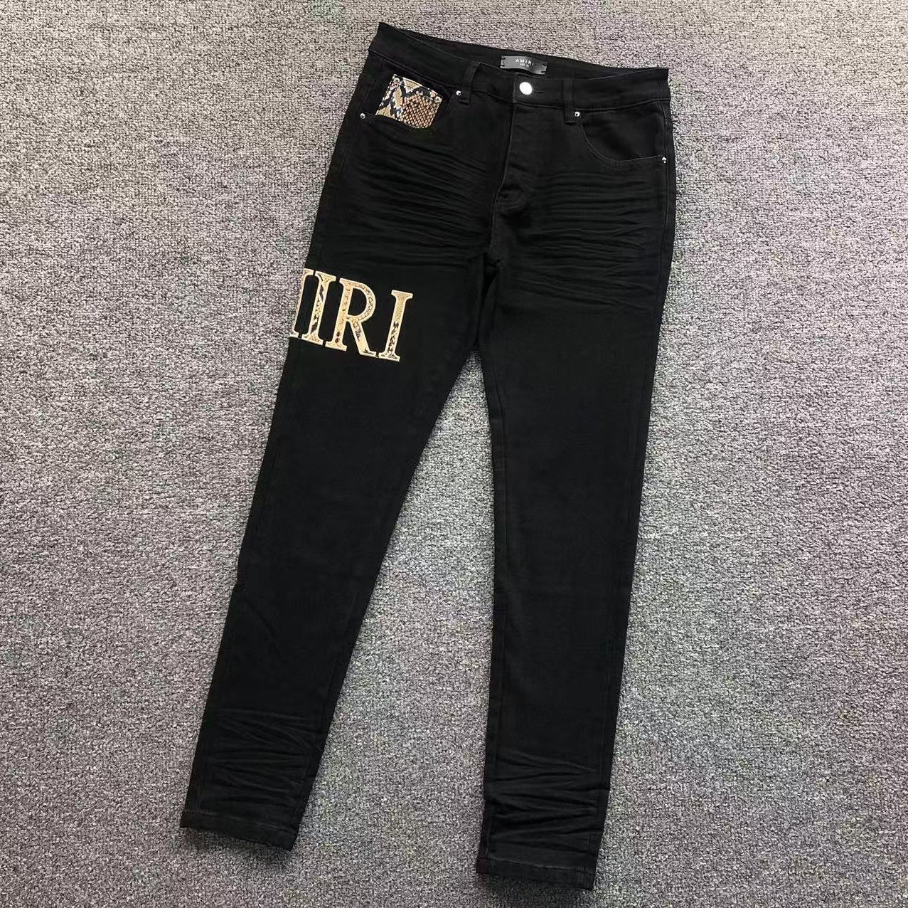Jean AMIRI 100 % coton – Denim premium coupe streetwear