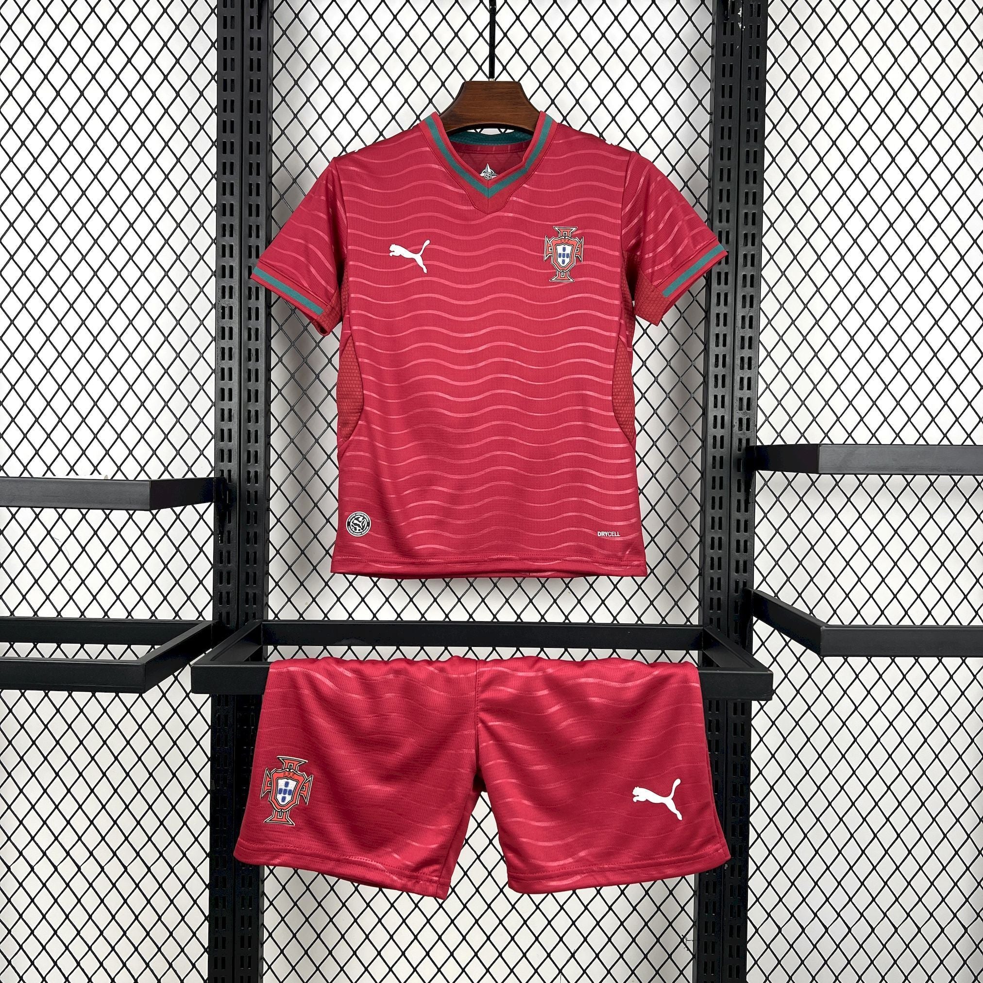 Maillot Portugal 2026 Version Fans (ENFANTS) + Shorts