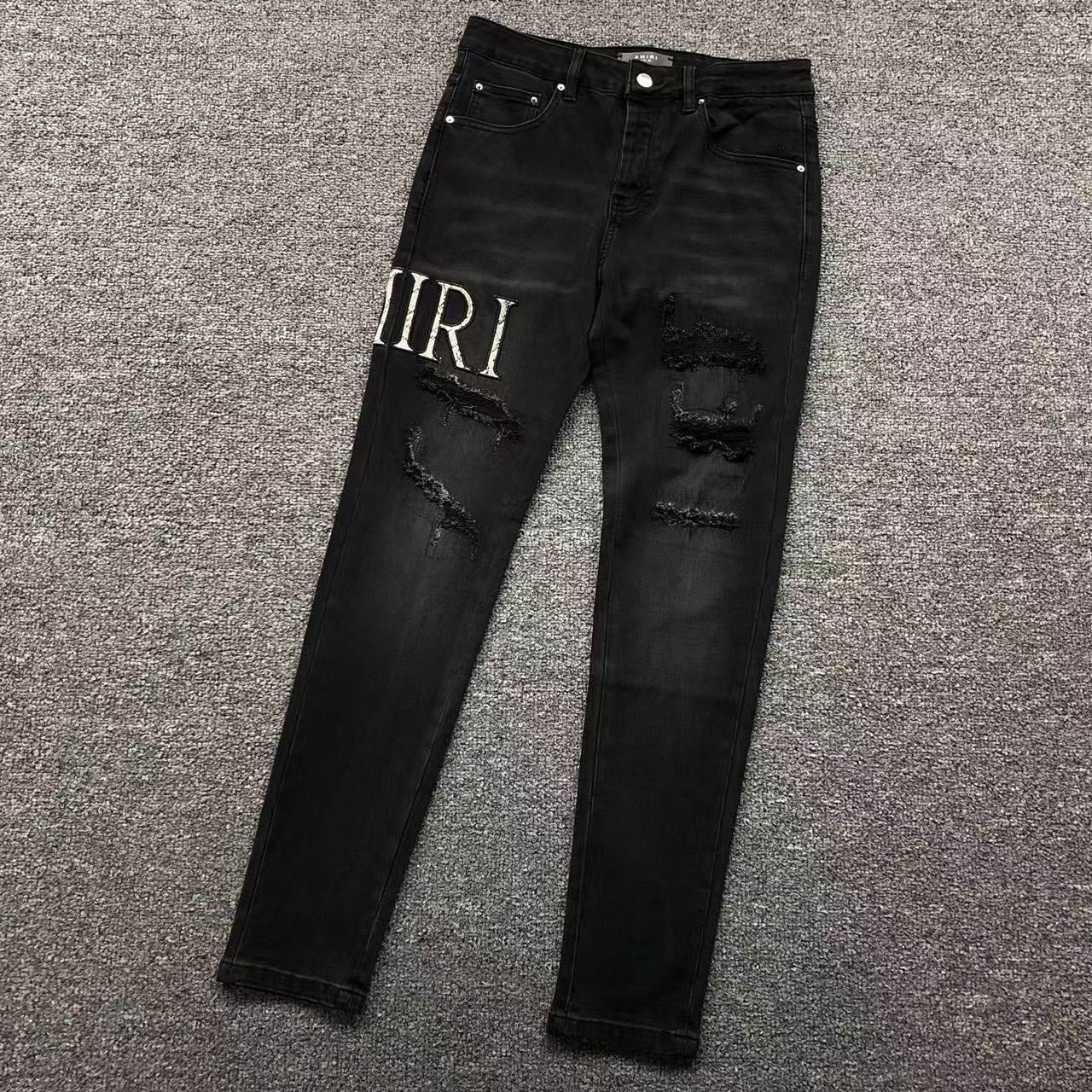 Jean AMIRI 100 % coton – Denim premium coupe streetwear