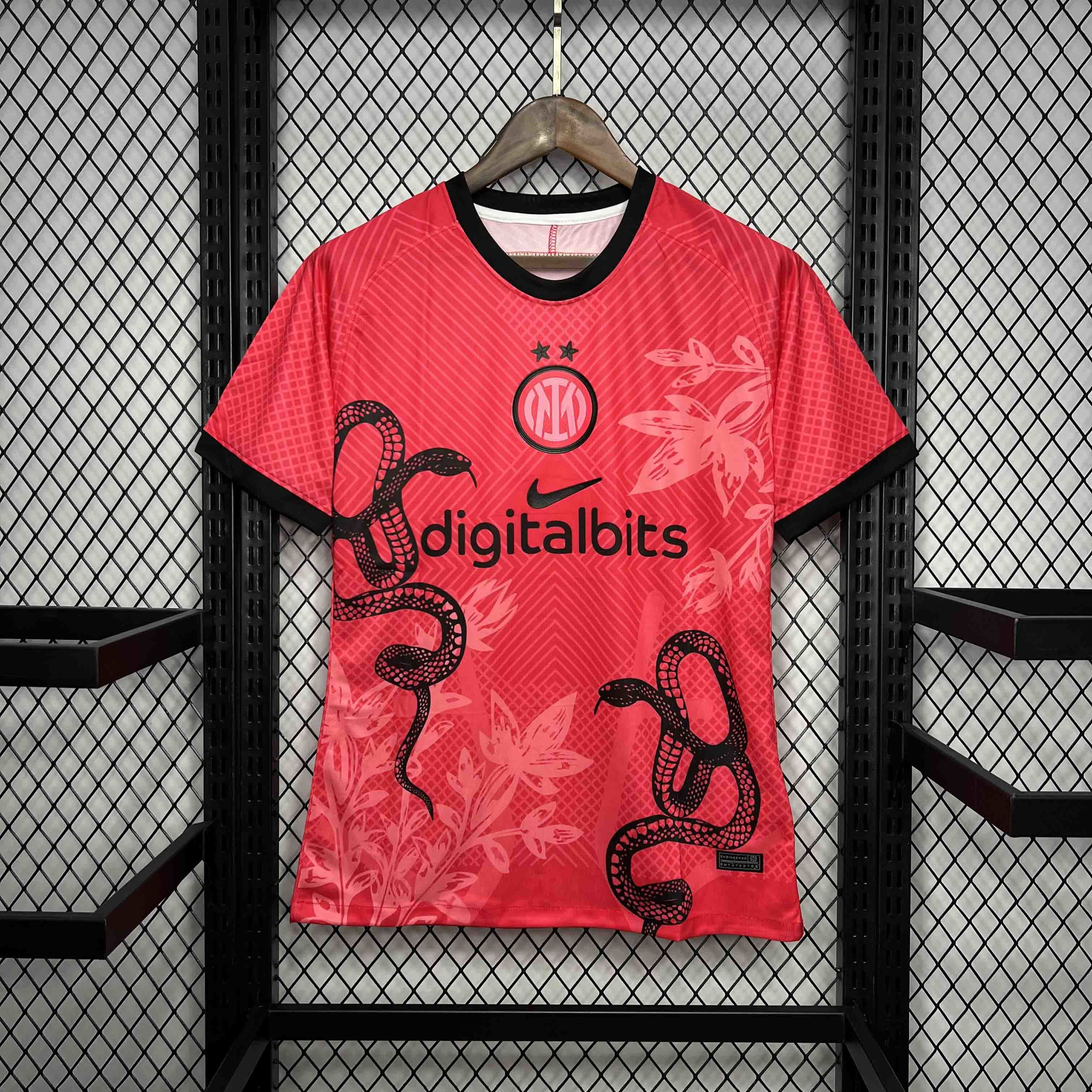 Maillot Inter Milan Rouge 2024/2025 Version Fans