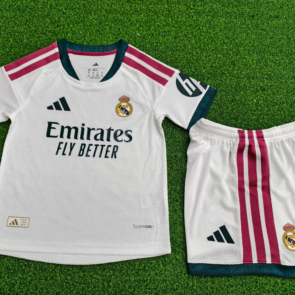 Maillot Real Madrid 2026/2027 Home pour ENFANTS Player Version !