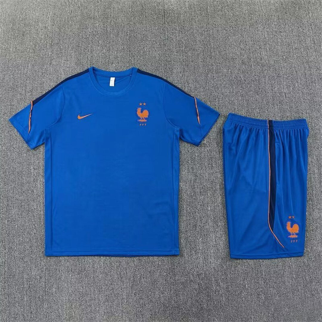Maillot FRANCE + Short pour enfant 2026/2027 Entrainement